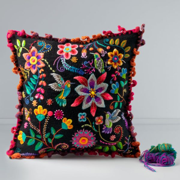 Pikaflor Pillow No. 02